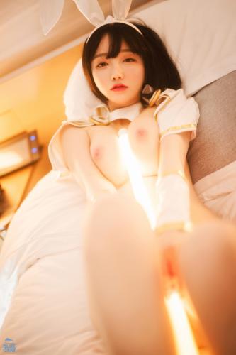 [BLUECAKE] YeEun – BunnyLuXXX [99P-886MB]