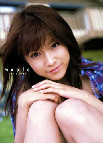 [Photobook] Eri Kamei 亀井絵里 – Maple