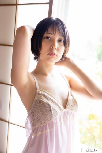 The thumbnail of [Graphis] Gals 四宮ありす First Gravure vol.1+2