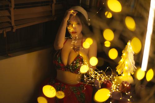 The thumbnail of [COSPLAY] GiGi晚晚 – ChristmasDay