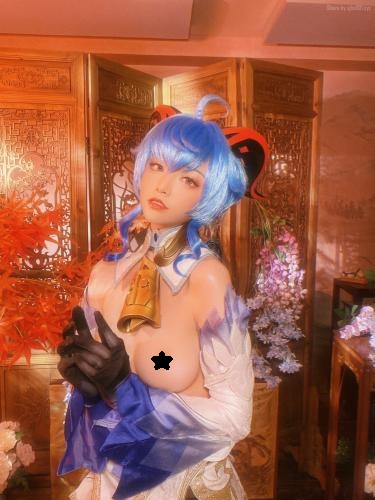 [Cosplay] nekokoyoshi 爆机少女喵小吉 原神-甘雨 [60p+1V 1.6G]