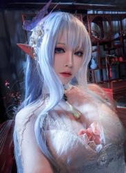 The thumbnail of [Cosplay] 半半子 碧蓝航线 阿尔比恩旗袍