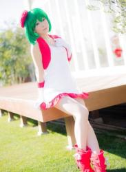 The thumbnail of [Cosplay] Yuki Mashiro 真白ゆき Macross F Ranka ランカ (Xmas ver.)