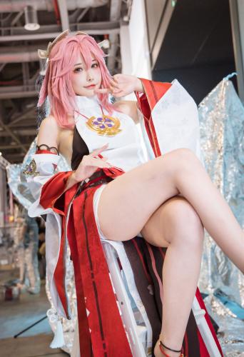 The thumbnail of [Cosplay] 糖果果candy 八重神子