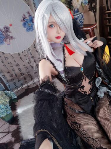 The thumbnail of [Cosplay] 日奈娇 原神 申鹤