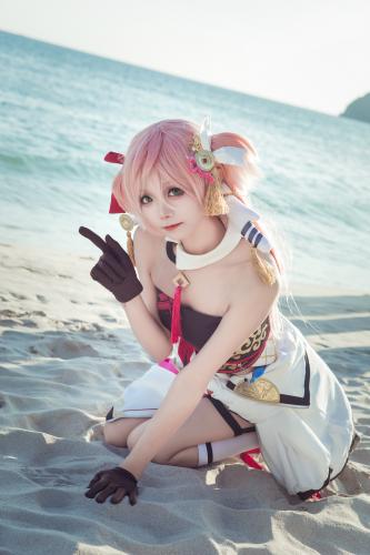 The thumbnail of [Cosplay] 艾西aiwest 原神烟绯 花鸟与情