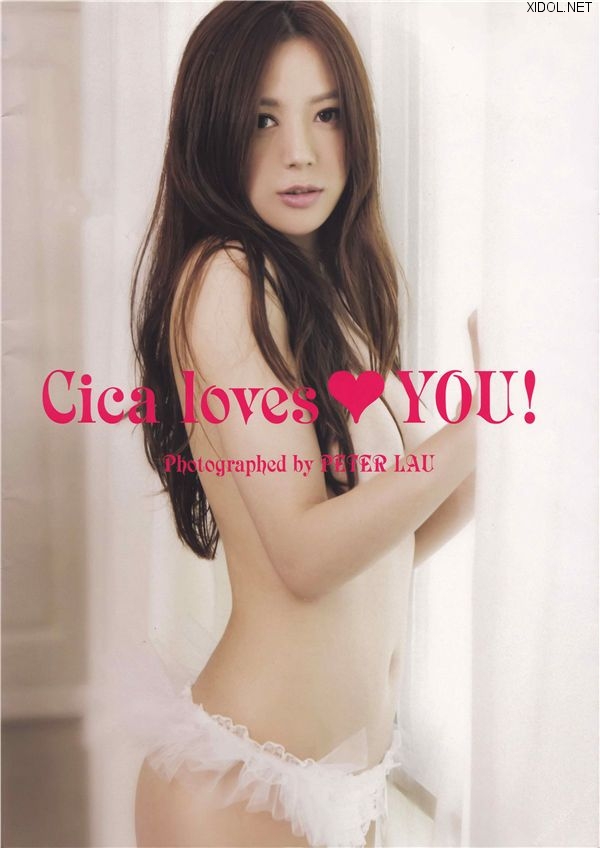 The thumbnail of [Photobook] 周韦彤Cica 写真集「Cica loves YOU！」