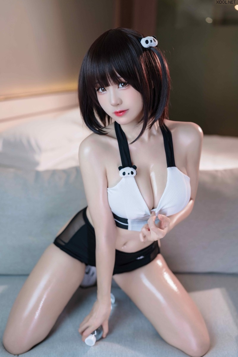 The thumbnail of [Cosplay] miko酱ww 蛋白大熊猫