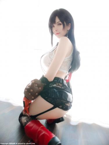 The thumbnail of [Cosplay] YiXiaoYangZe 一小央泽 – Tifa 蒂法