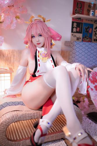 The thumbnail of [Cosplay] miko酱 – 八重神子 Part 2